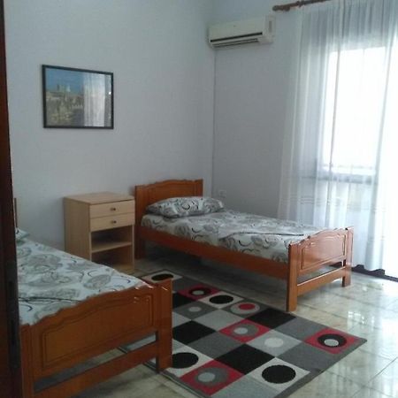 דורס Vila Sula Guesthouse מראה חיצוני תמונה
