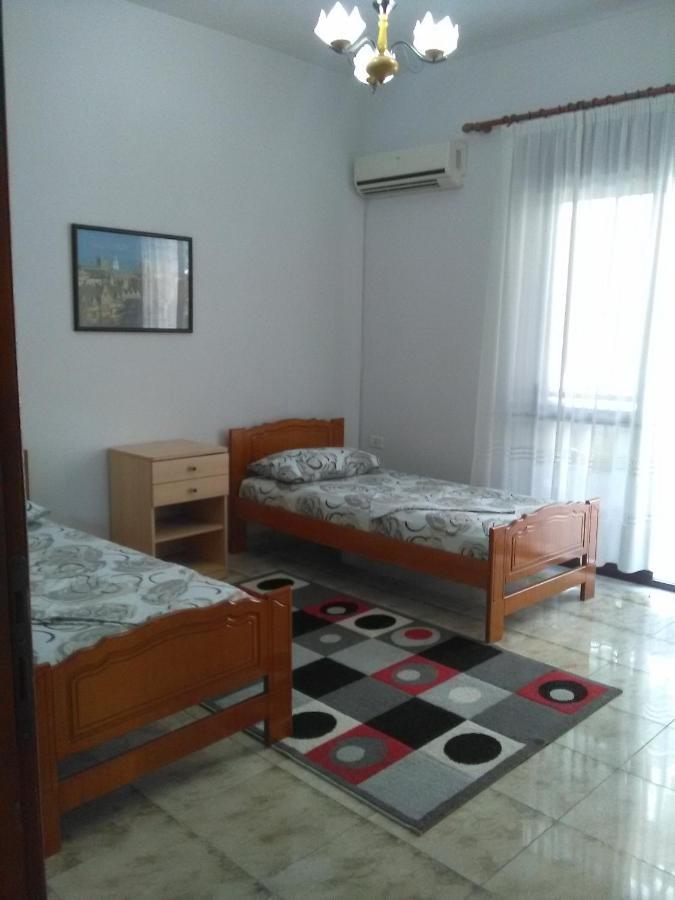 דורס Vila Sula Guesthouse מראה חיצוני תמונה