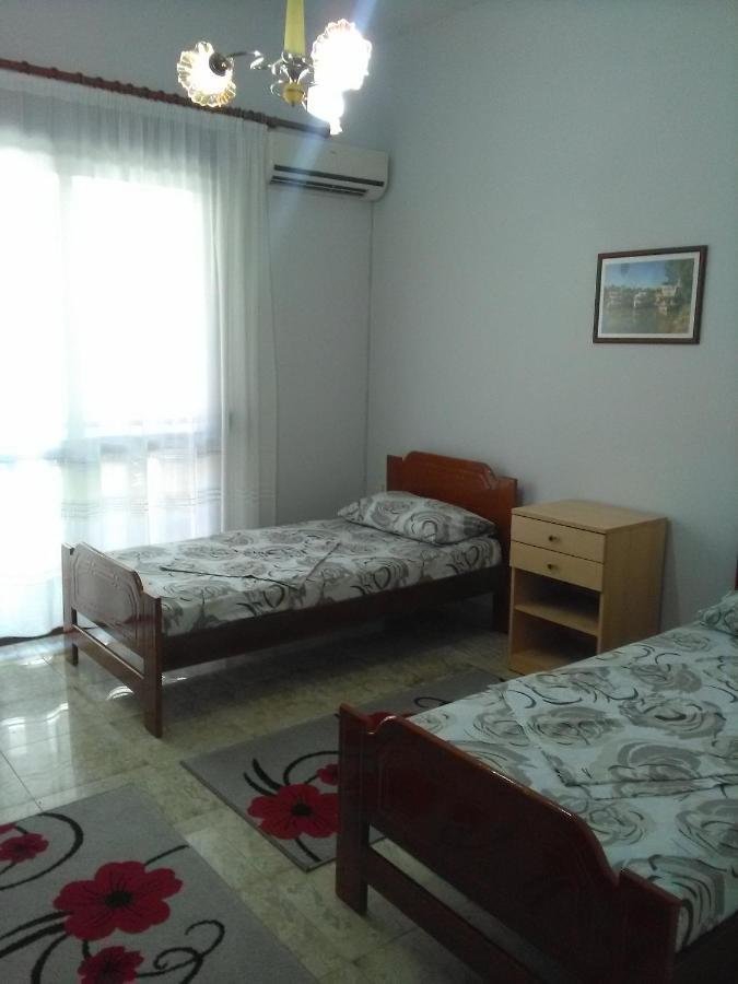 דורס Vila Sula Guesthouse מראה חיצוני תמונה