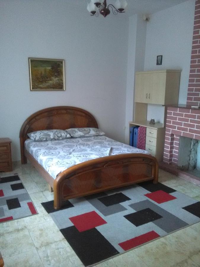 דורס Vila Sula Guesthouse מראה חיצוני תמונה